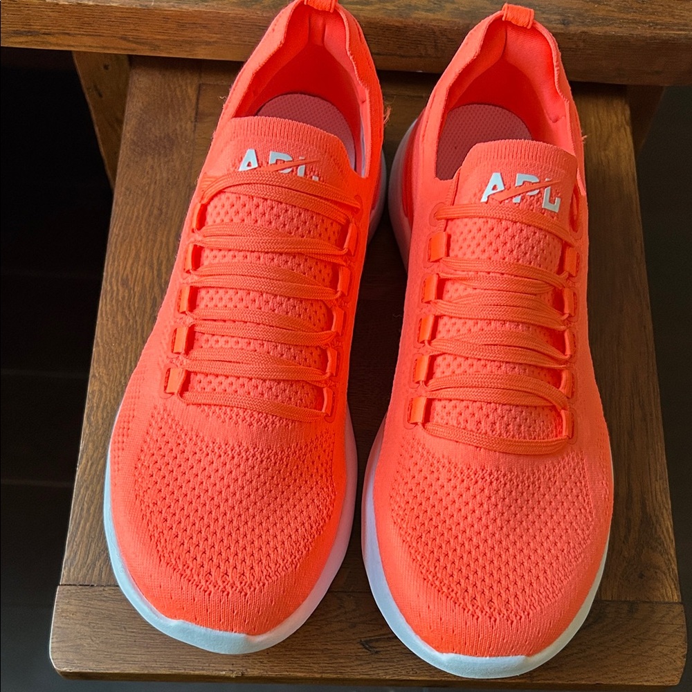 APL Athletic Shoes